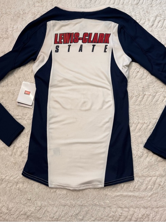 Nike Tops - NWT Nike Lewis-Clark State Warriors Performance Top XS Athletic long sleeve